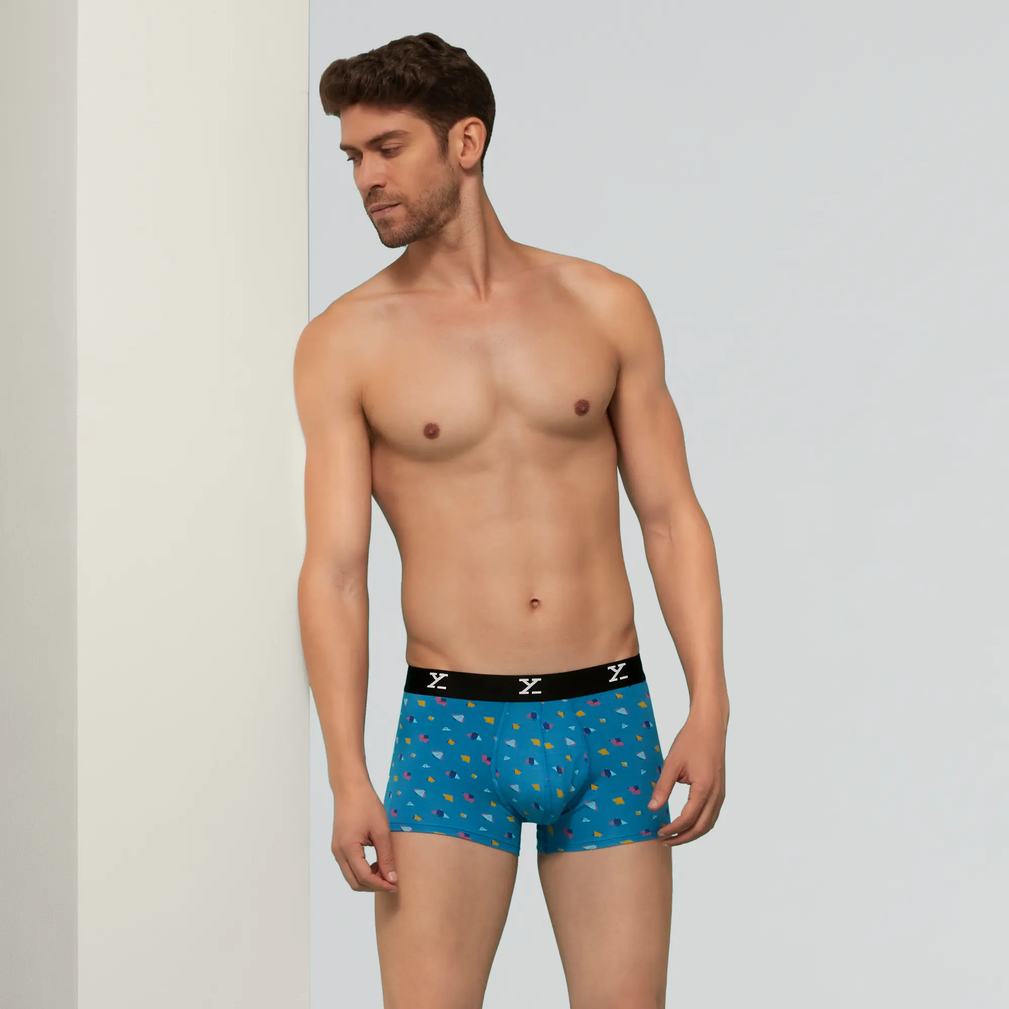 Shuffle Modal Trunks Kites - Image 4
